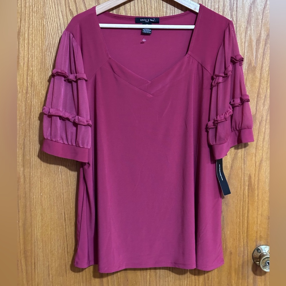 Adele & May NWT women’s‎ top sz 2X fun unique sleeves